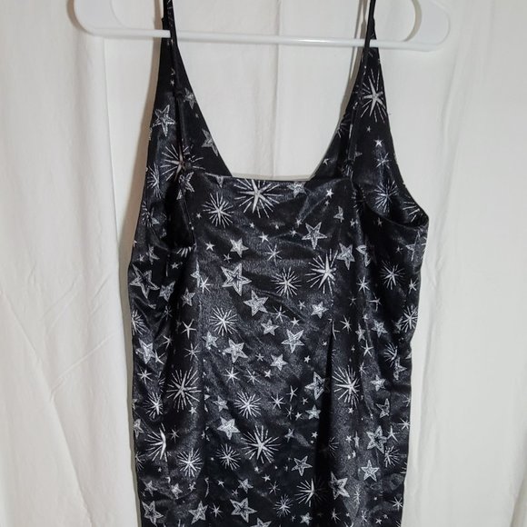 NWT BEAUTIFUL SILKY Black Starred Nightgown - S, L, or XL - Picture 9 of 10